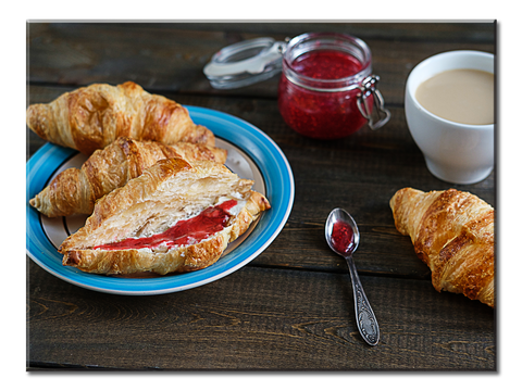 Smear Jam Croissants - 1 panel L